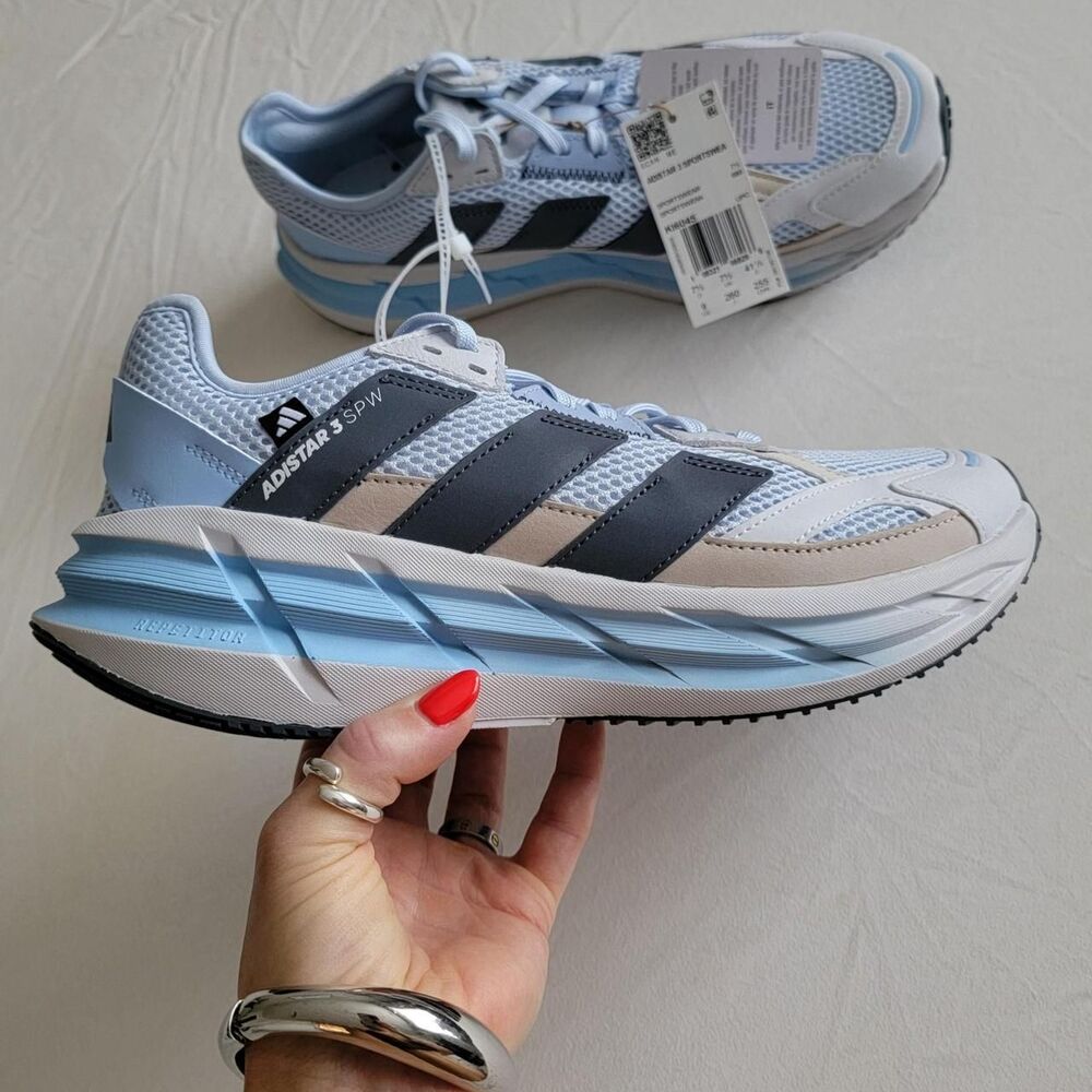 NWT ADIDAS ADISTAR 3 women's running shoes in blue, size women's 9